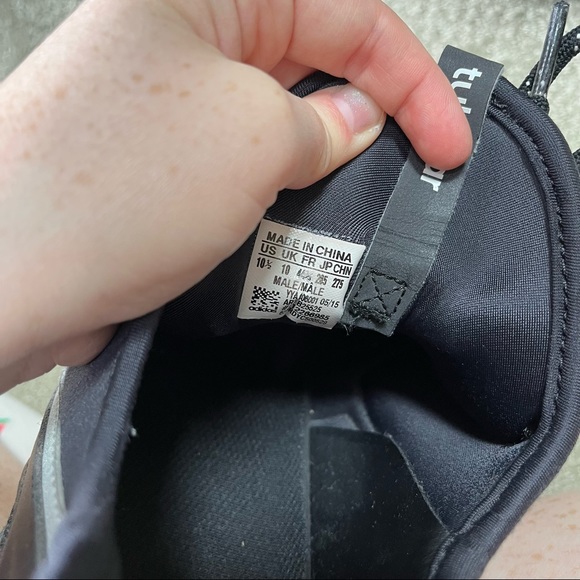 Adidas Men's Tubular Runner Black Upper & Silver Detail size 10.5 - Picture 7 of 8